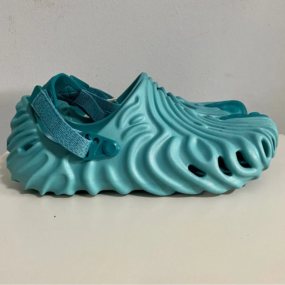Crocs x Salehe Bembury “Blue Tide” Men’s Size 11 Pollex Clogs